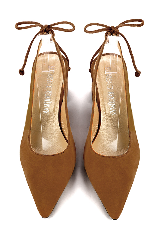 Caramel brown women's slingback shoes. Pointed toe. Medium flare heels. Top view - Florence KOOIJMAN